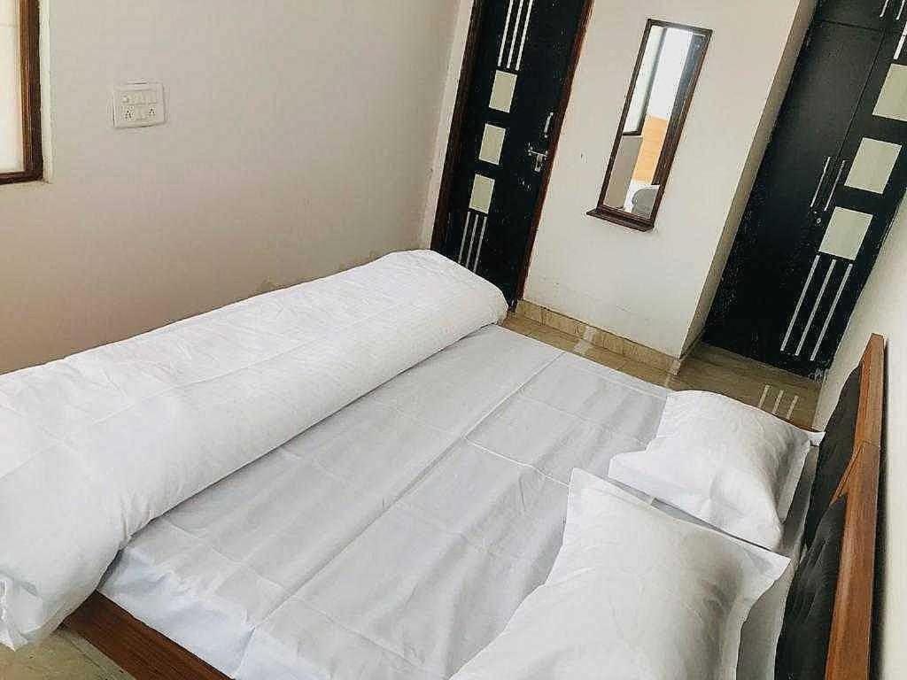 Pop New Hotel Hometown Dadri Exterior foto