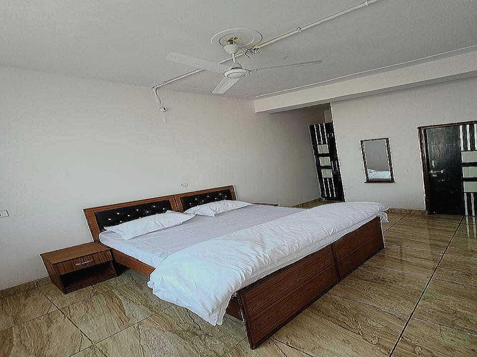 Pop New Hotel Hometown Dadri Exterior foto